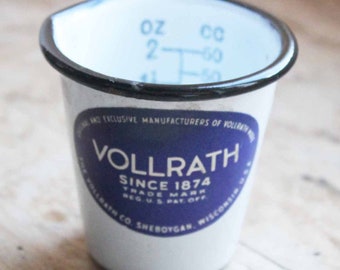 RARE Vintage  Very small measure cup enamel 'VOLLRATH' never been used / enamel measure cup 60CC/2OZ Dead stock