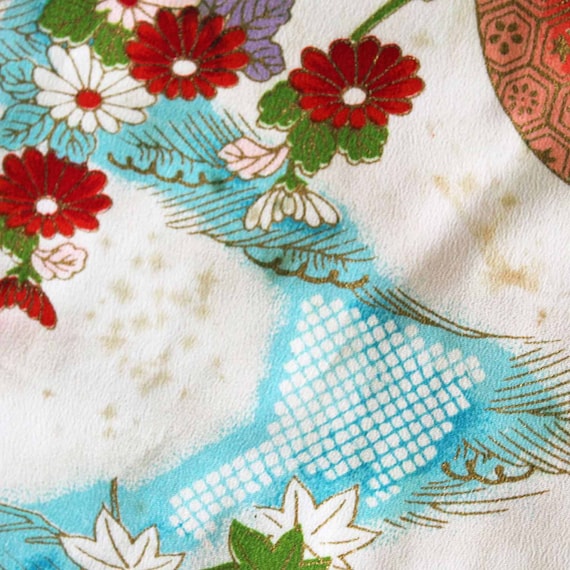 Vintage Japanese Kimono Fabric motif season fall … - image 5