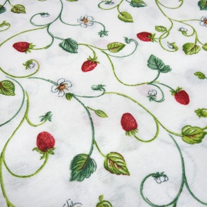 Tessuto decorativo tessuto fragole viticci disegno bianco verde rosso tessuto borsa tessuto tovaglia tessuto patchwork tessuto copricuscino