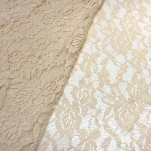 Stoff Stretch Spitze Spitzenstoff mit Blumen Rosen Ranken Design beige sand Kleiderstoff