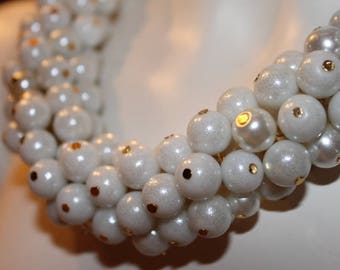 white pearl jewelry, white pearl necklace, white beaded jewelry, white beaded necklace, necklace white pearls, pearl jewelry white, white