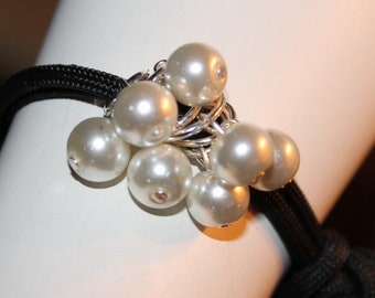 White Pearl Bracelet, White Pearl Jewelry, White Beaded Bracelet, White Beaded Jewelry, White Jewelry, White Bracelet, White Beads, White