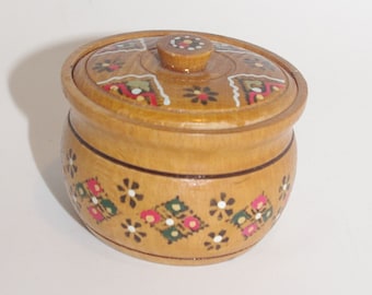 Small Ukrainian Wooden Rounded Jewelry Box Ornament wood box Round Treasury Box with Lid Floral Trinket Box Hand made Hand carved painted