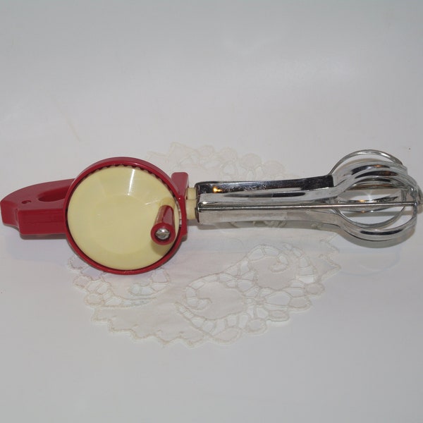 Vintage soviet hand whisk Russian egg beater Hand crank mixer Rotary egg beater Red Handle manual egg whisk Kitchen Utensils Farmhouse