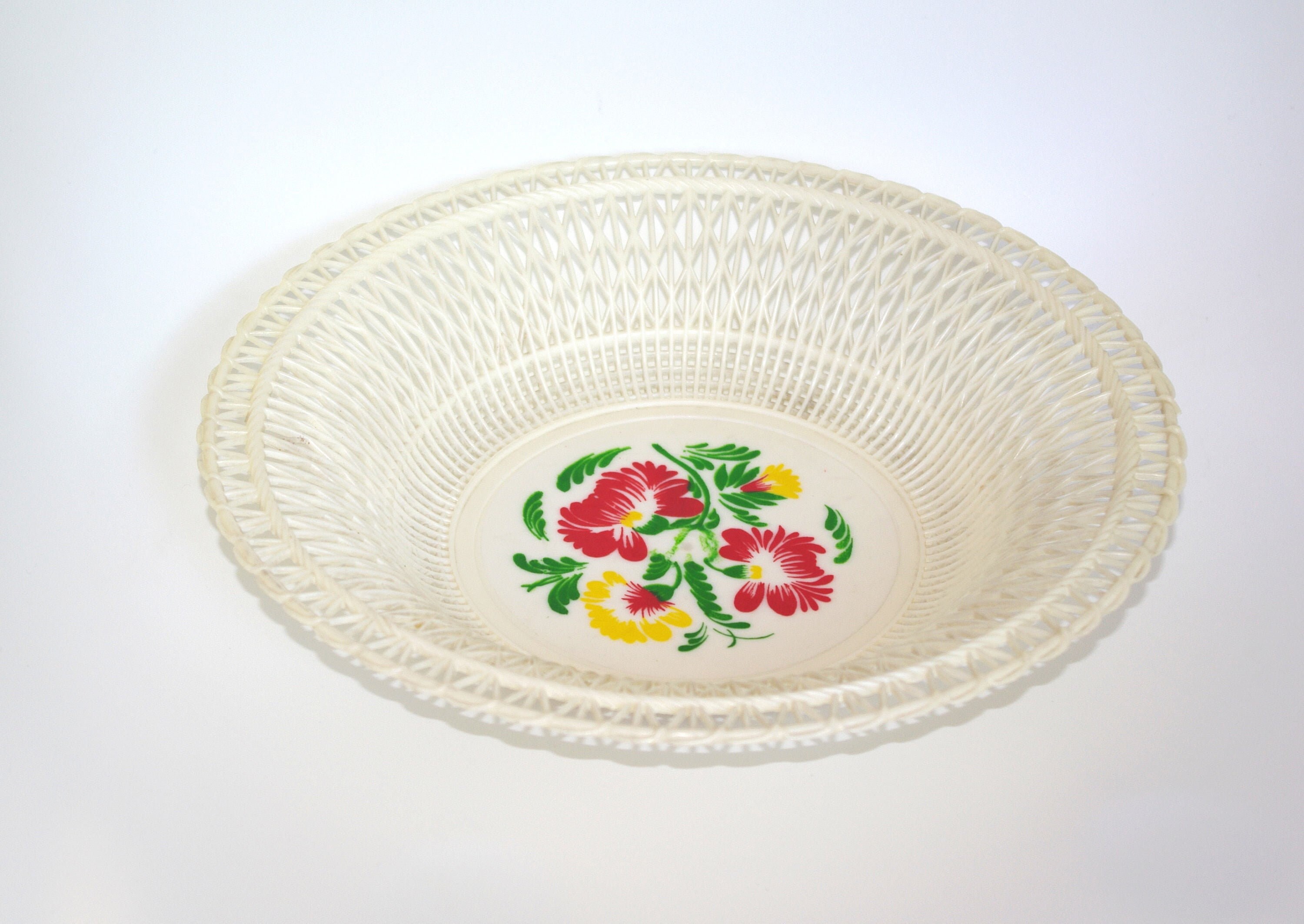 Vintage Plastic White Wire Basket Plastic Fruit Basket Made in Etsy