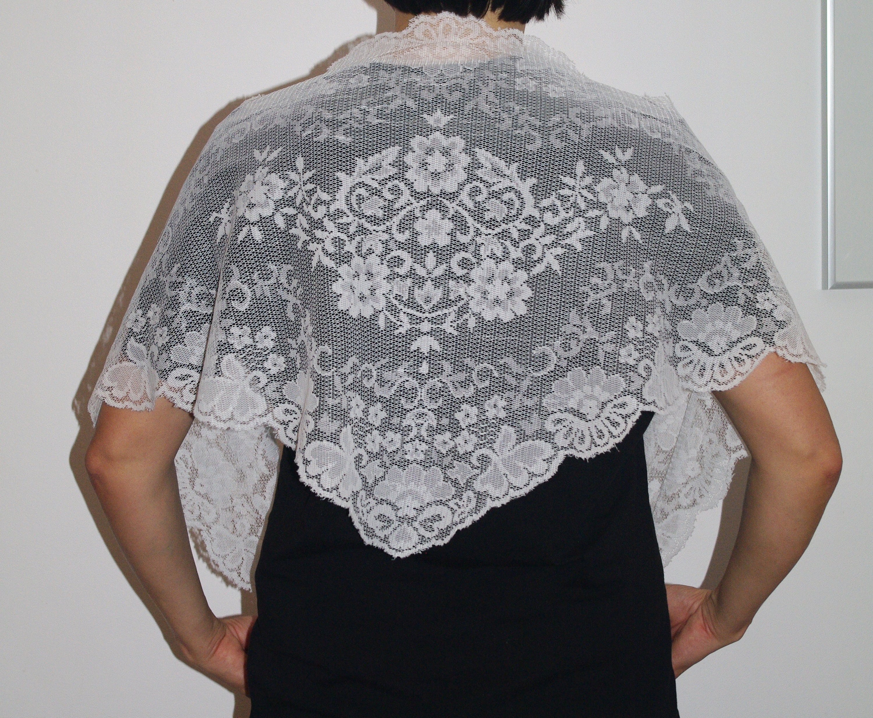 white lace wrap