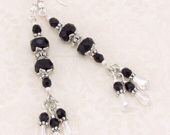 Pendientes negros, Checa con cuentas pendientes, pendientes largos negros, negro pendientes, joyas únicas, pendientes con clase