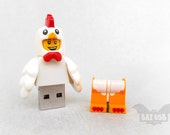 BAT™ 8/16/32/64GB USB flash drive - Memory Stick -  Lego® original Minifigure - Chicken costume & base- Lego usb with legs cap - Collectible