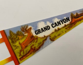 Vintage Grand Canyon Pennsylvania Travel Souvenir Pennant Features Large Buck, Circa 1970s In Excellent Condition, Perfect for Pillows