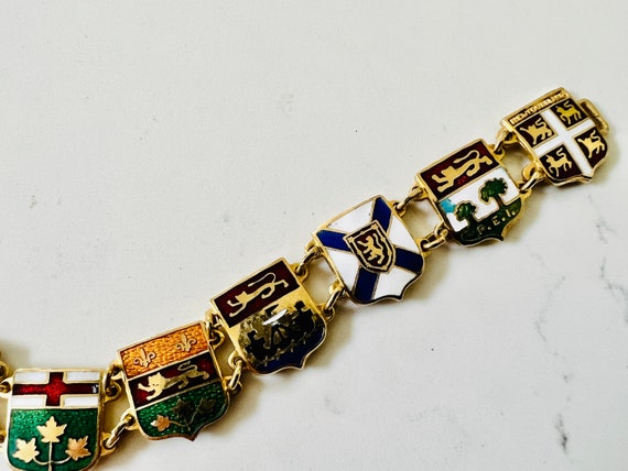 Vintage Canada Souvenir Charm Bracelet Enamel ove… - image 4