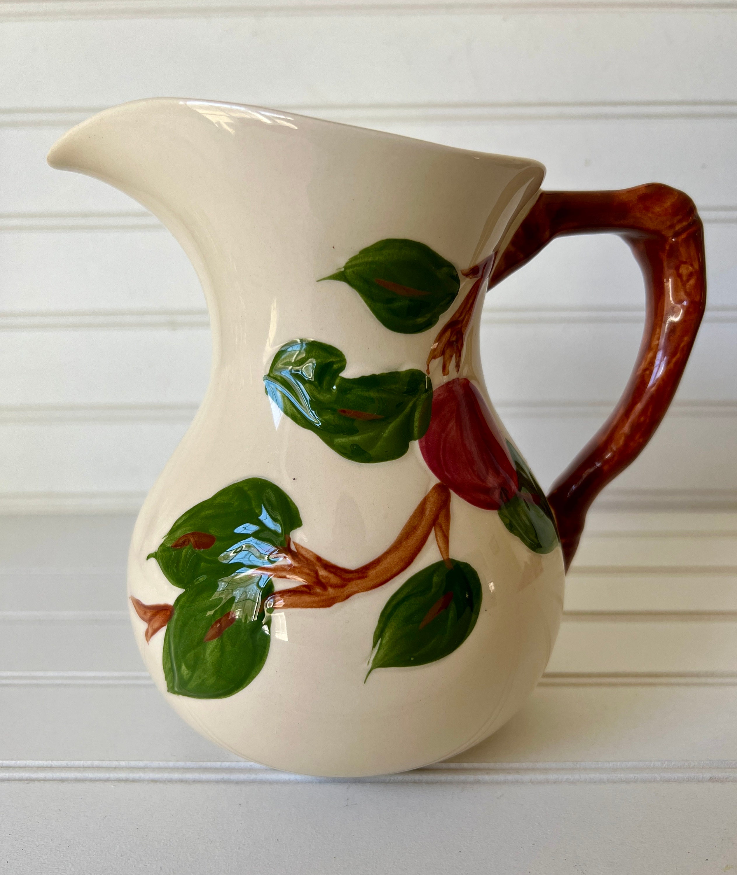 Vintage Franciscan Apple Pattern Milk Pitcher 24 Ounce Size Black