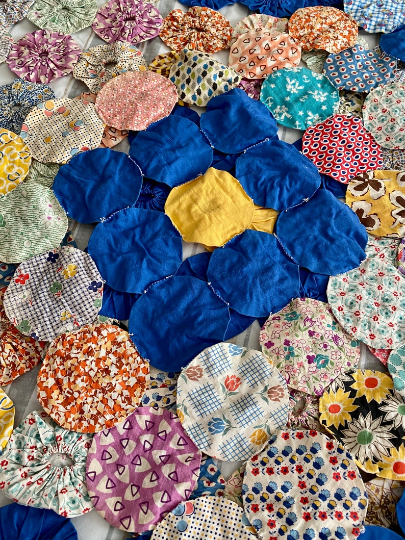 Vintage Yoyo Quilt Coverlet Throw Handmade Twin Size Circa Etsy