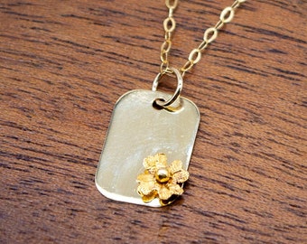 Rectangle Flower Disc Tag Pendant | 9ct Gold