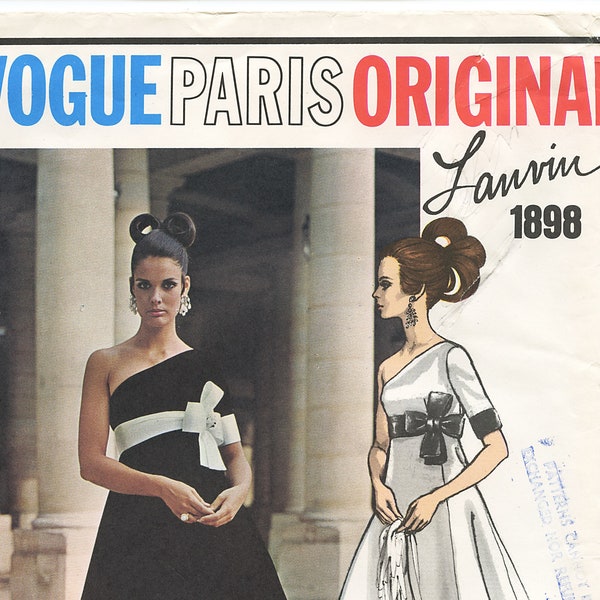 1898 Vogue Paris Original Lanvin 1968. Prachtige avondjurk met hoepelrok. Origineel ONBESNEDEN naaipatroon, label, borst: 32,5