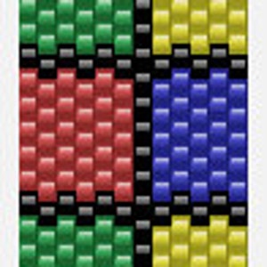 Może przedstawiać: Wzorzec pionowych pasków w czterech kolorach: czerwonym, zielonym, niebieskim i żółtym. Paski są ułożone w powtarzający się wzór dwóch pasków każdego koloru.