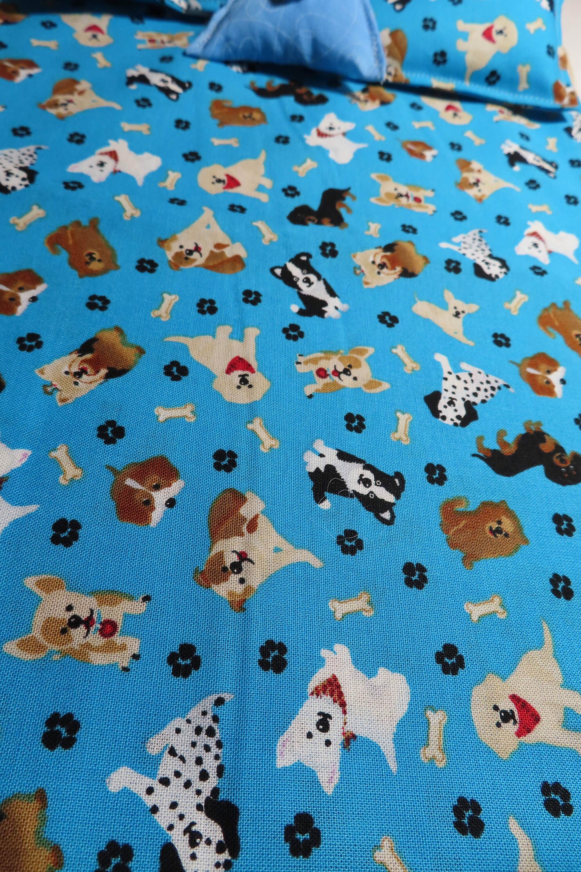 blue-dog-doll-bedding-for-barbie-bratz-blythe-dolls-colorful-very