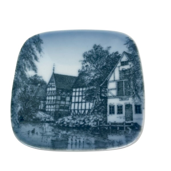 BING GRONDAHL DISH Danish Porcelain Old Town Scene 3.25" Blue and White B&G Denmark Scandinavian Collectible Trinket Mini Plate