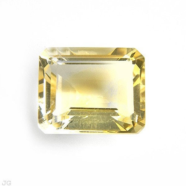 Genuine faceted yellow citrine 10x8mm emerald cut