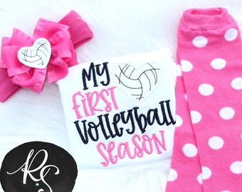 Meine erste Volley-Saison - Mädchen bestickt Erstes-Volleyball-Saison-Shirt oder Bodysuit & passende Haarschleife mit Beinwärmern