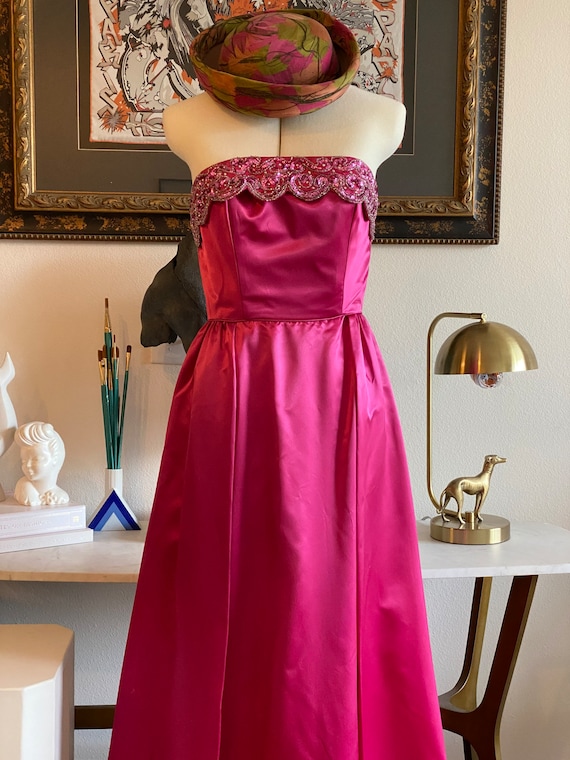 1960's Silk Barbie Pink Rhinestone Princess neckline … - Gem