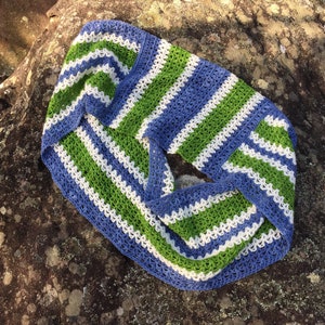 Waterfall double-wrap cowl pattern – crochet cowl pattern – easy cowl pattern – Jennifree Designs