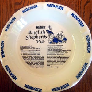 Vtg Watkins English Shepherds Pie Recipe Pie Plate Dish 10-1/2&quot; 1983   NEW