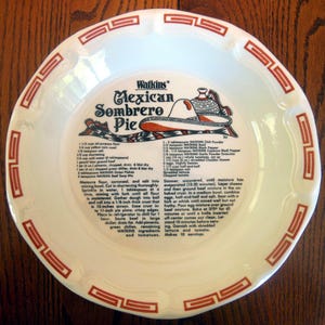 Vtg Watkins Mexican Sombrero Pie Recipe Pie Plate Dish 10-1/2&quot; 1983   NEW