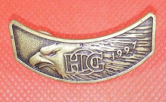 1997 HOG Harley Davidson Owners Group Pin Badge Jacket Wings Rocker