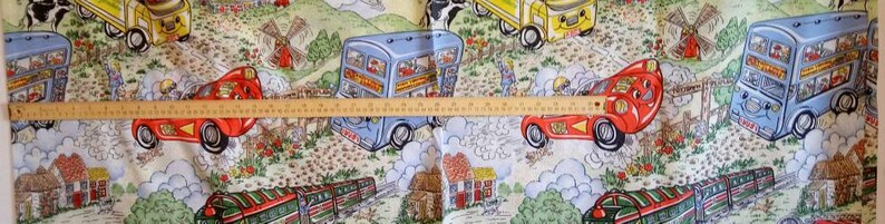 Cute Child/'s Transportation Themed Bed Sheet w Thomas The Train Style Characters.