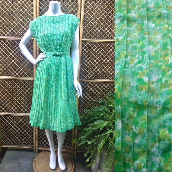 1950s Green and White Sheer Cotton Floral Dress wi