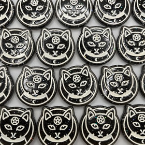 Cat Magnet, Spooky Halloween Decor, Witch Decor, Spooky Season, Fridge Magnet, Eclectic Decor, Locker Decor, Cubicle Decor, Fall Decor