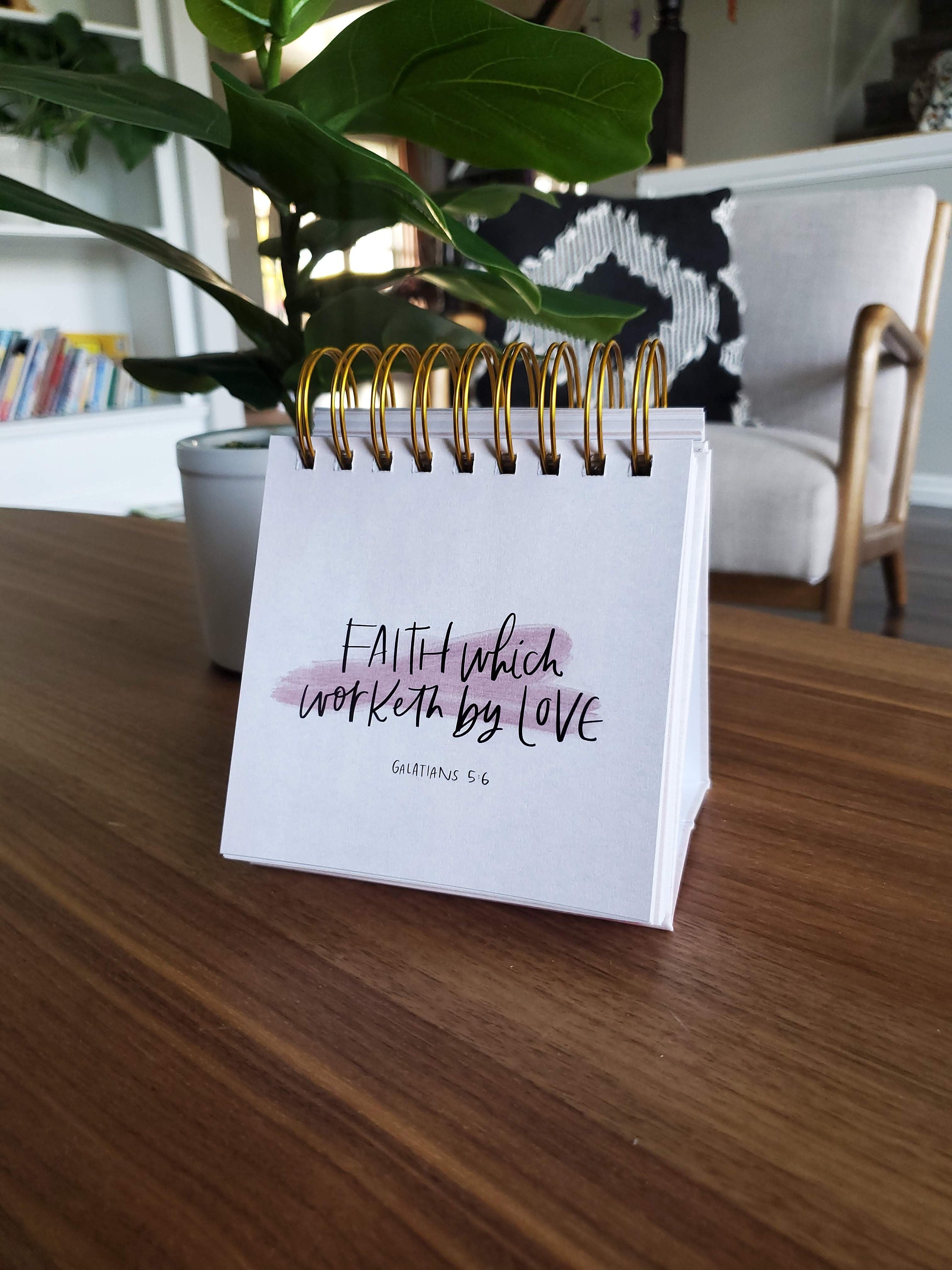 365 Days Of Simple Scripture Bible Flipbook Desk Book-Perpetual Daily Undated Calendar Quote, Bible Verse Art, Easel, Inspirational Wall Art