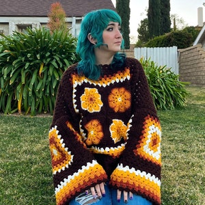 CROCHET PATTERN, Funky Flower Sweater image 5