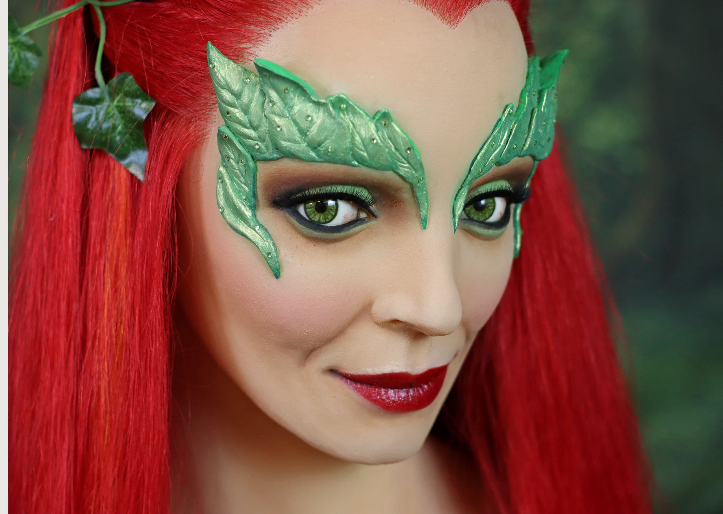 Poison Ivy Lifesize Uma Thurman Bust Batman Head Figure - Etsy Australia
