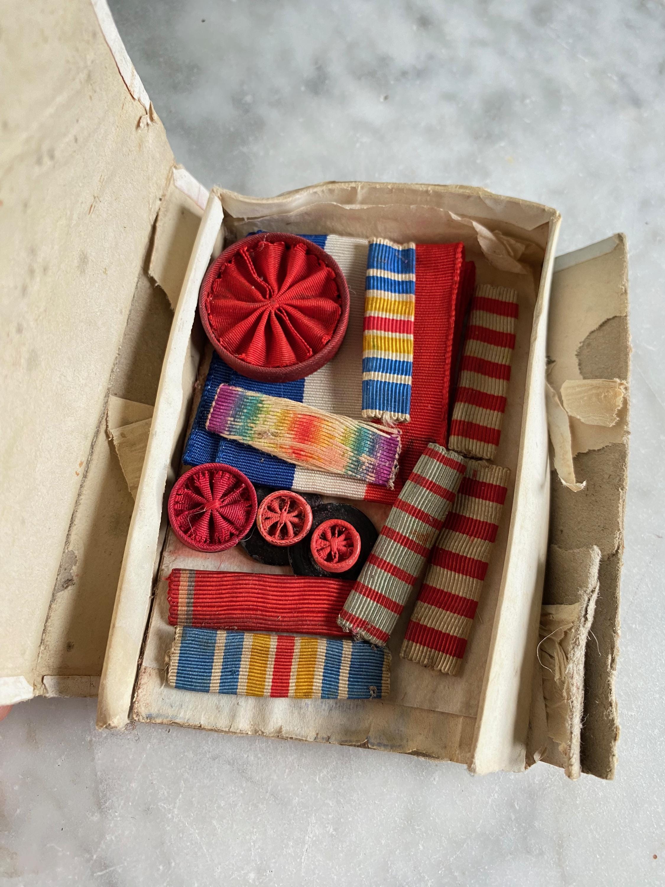 Au Bon Marche Box - Etsy