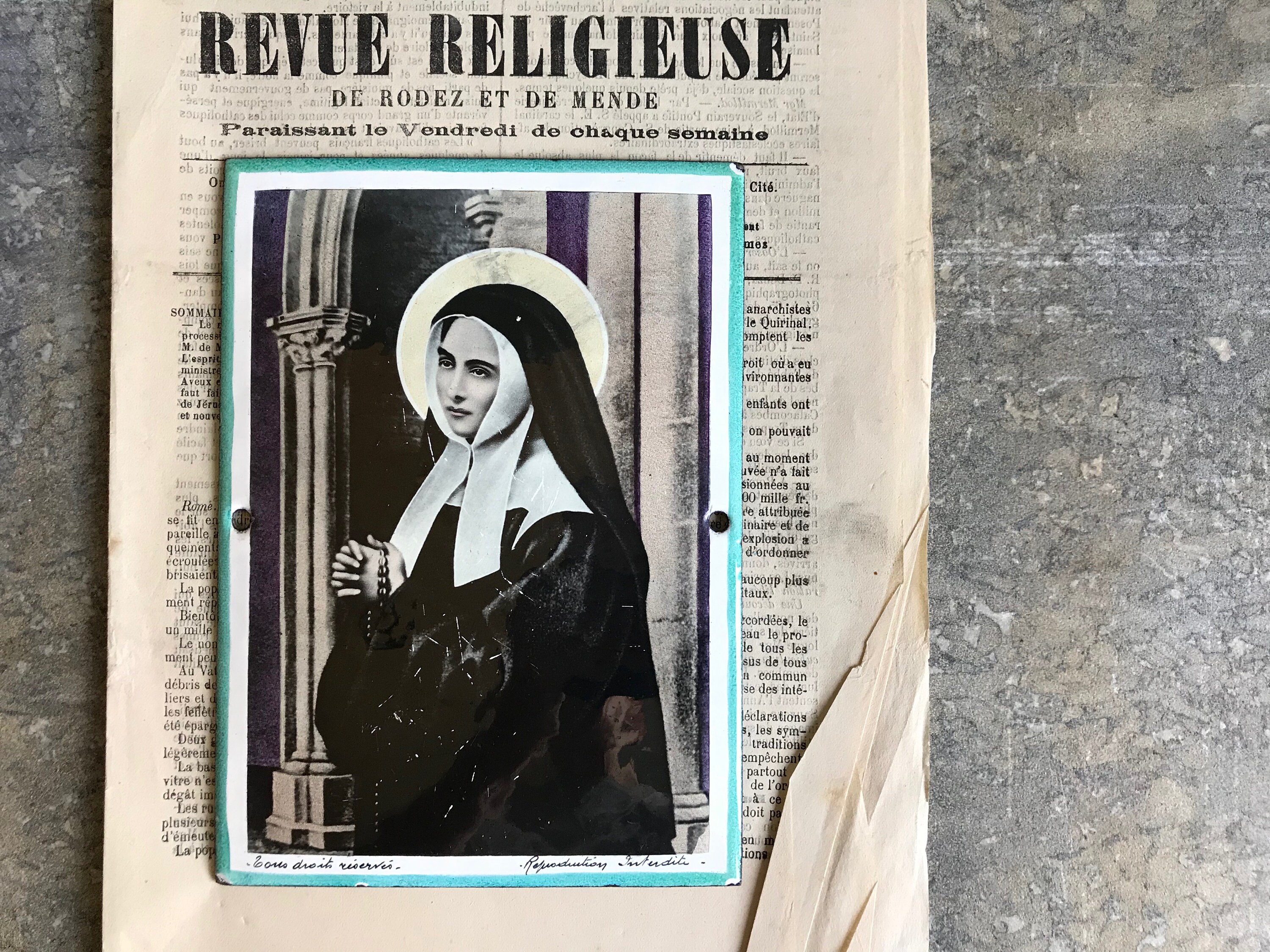 Plaque d'émail Vintage Français de St Bernadette