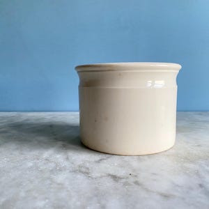 A vintage French ironstone jam jar, Digoin and Sarreguemines