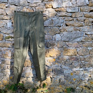 Vintage französische Militäranzüge, M47 Hose, Einsatzkampfhose, khaki, Baumwolle, new old stock