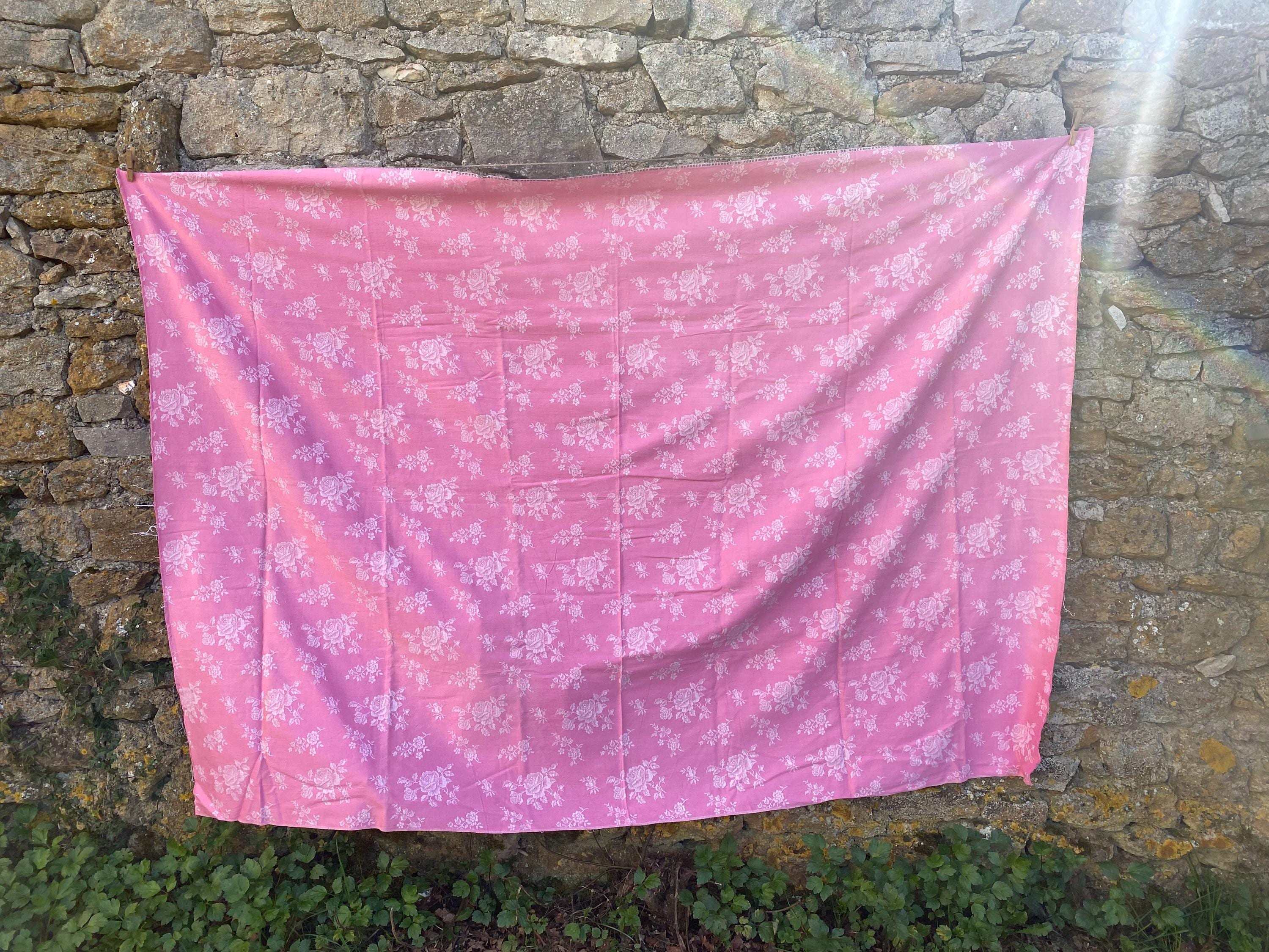 ヴィンテージ フレンチ ピンクの花柄マットレス ティッキング、リネン