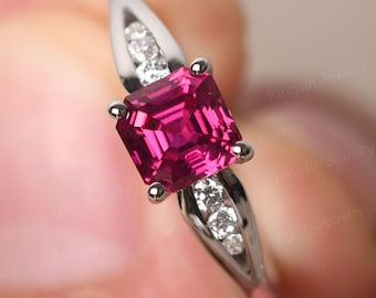Zierliche 1.50 Karat Rubin Jubiläumsring Sterling Silber Asscher Cut Juli Birthstone Ring