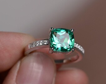 Bague émeraude créée par Biron Bague avec pierres précieuses Bague émeraude verte Bague de fiançailles Bague de promesse pour elle
