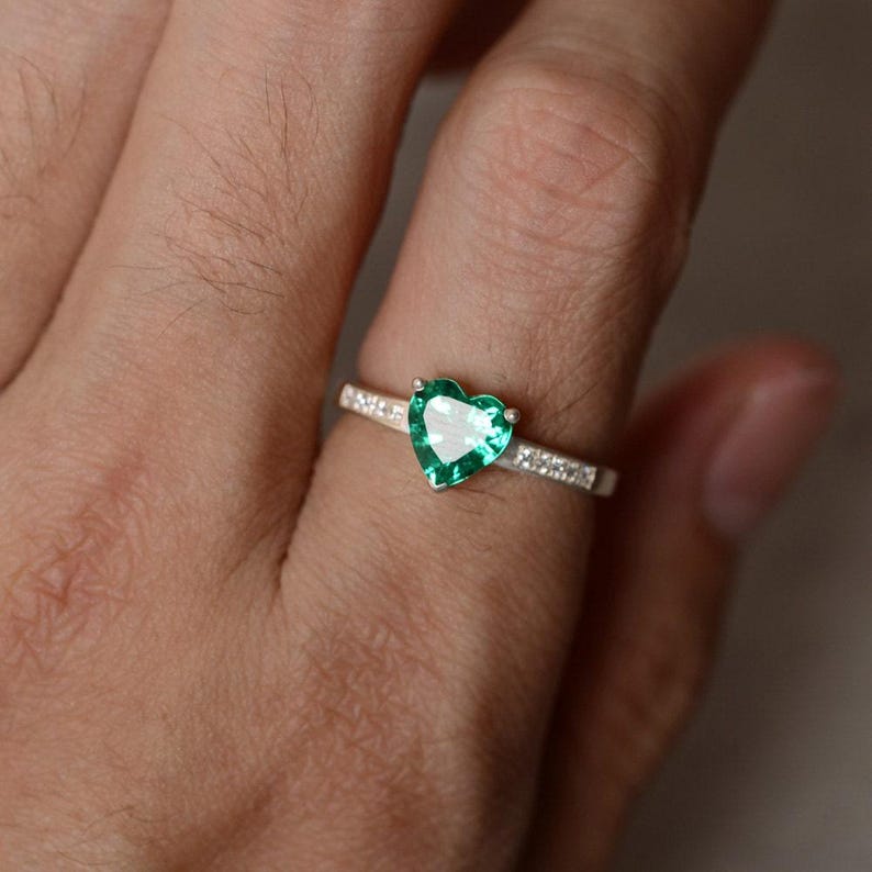Lab Emerald Ring Heart Gemstone Ring Promise Ring For Her May Birthstone Ring Sterling Silver Ring image 2