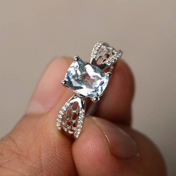 Unique Promise Rings Cushion Cut Natural Blue Aquamarine Rings