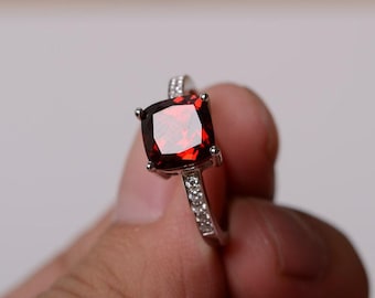 Anello in granato naturale Anello con pietra preziosa Anello in argento sterling Anello di fidanzamento Gioielli