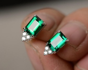 Lab Emerrald Earring Stud Sterling Silver