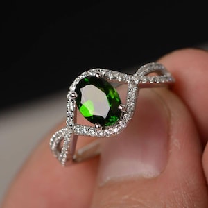 Natural Chrome Green Diopside Ring Oval Cut Engagement Ring Green Gemstone Ring Sterling Silver Ring