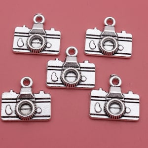 15pcs -Silver Camera charm pendant,Photography charm,DIY Necklace Bracelet Charms--15x16mm