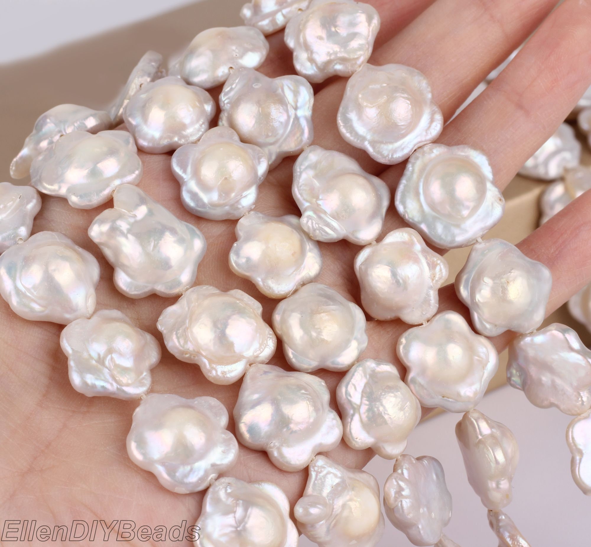 Creamish White Freshwater Round Shape Pearl Beads, Size: 3-4 mm at Rs  180/gram in Jaipur