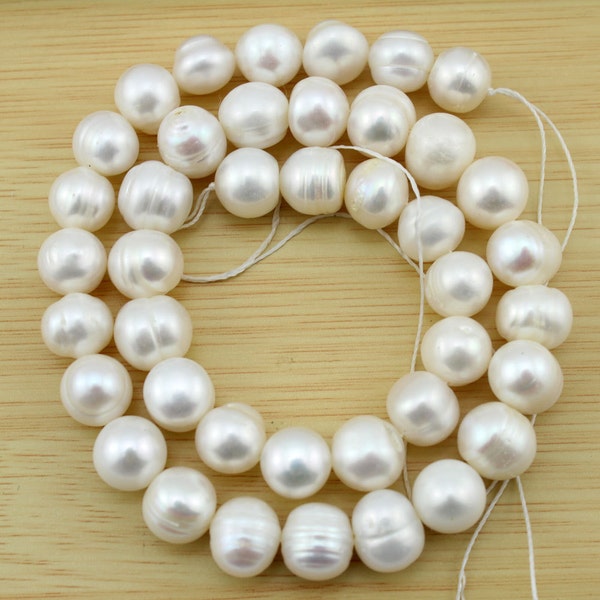 10-11mm Full strand White freshwater pearl beads,  Natural Pearl beads,White Baroque Pearl Beads,Necklace beads--40 Pcs--15 inches  --FS47