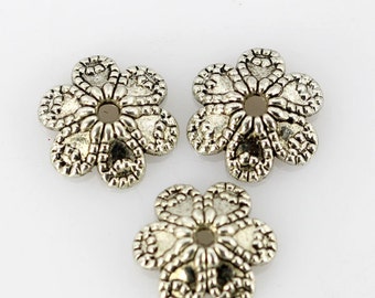Antiekzilveren bloemkralenkapjes: 10 mm doe-het-zelf sieraden maken (60 stuks)